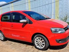 Volkswagen FOX 1.6 MI ROCK IN RIO 8V FLEX 4P MANUAL 2013/2014 CAMINHÕES & CAMIONETAS PASSO FUNDO / Carros no Vale