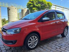 Volkswagen FOX 1.6 MI ROCK IN RIO 8V FLEX 4P MANUAL 2013/2014 CAMINHÕES & CAMIONETAS PASSO FUNDO / Carros no Vale