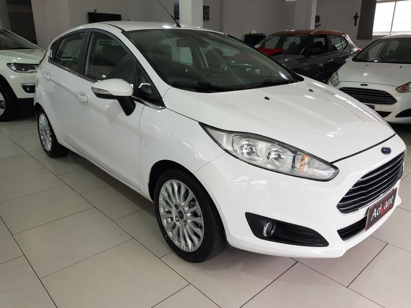 Ford FIESTA 1.6 TITANIUM HATCH 16V FLEX 4P POWERSHIFT 2017/2017 ADVANT AUTOMÓVEIS CAXIAS DO SUL / Carros no Vale