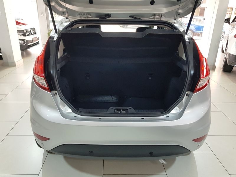 Ford FIESTA 1.6 TITANIUM HATCH 16V FLEX 4P POWERSHIFT 2013/2014 ADVANT AUTOMÓVEIS CAXIAS DO SUL / Carros no Vale