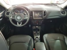 JEEP COMPASS 2.0 16V FLEX LONGITUDE AUTOMÁTICO 2017/2017 ADVANT AUTOMÓVEIS CAXIAS DO SUL / Carros no Vale