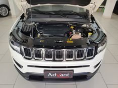 JEEP COMPASS 2.0 16V FLEX LONGITUDE AUTOMÁTICO 2017/2017 ADVANT AUTOMÓVEIS CAXIAS DO SUL / Carros no Vale