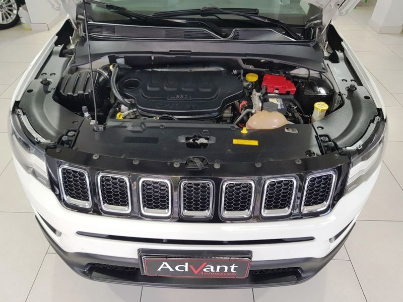 JEEP COMPASS 2.0 16V FLEX LONGITUDE AUTOMÁTICO 2018/2018 ADVANT AUTOMÓVEIS CAXIAS DO SUL / Carros no Vale