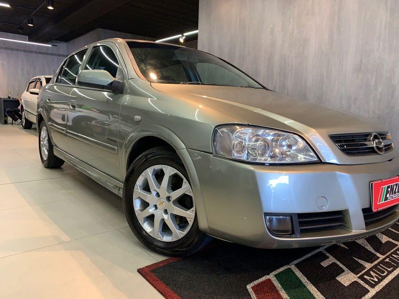 Chevrolet Astra M/ HB 4P ADVANTAGE 2006/2007 ENZO MULTIMARCAS CAXIAS DO SUL / Carros no Vale