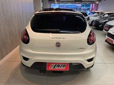 Fiat Bravo SPORTING 1.8 2015/2016 ENZO MULTIMARCAS CAXIAS DO SUL / Carros no Vale