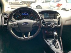 Ford Focus / TI AT 2.0SC 2016/2017 ENZO MULTIMARCAS CAXIAS DO SUL / Carros no Vale