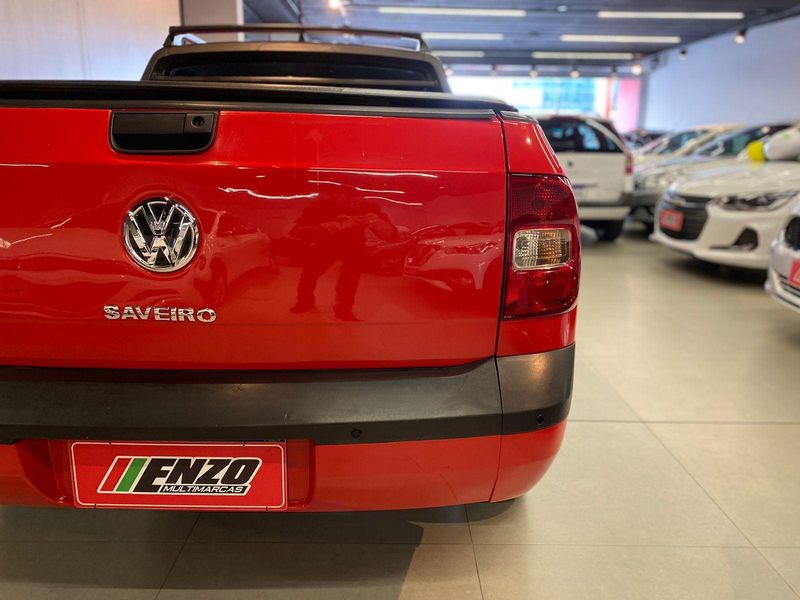 Volkswagen Saveiro W/NOVA CE 2013/2014 ENZO MULTIMARCAS CAXIAS DO SUL / Carros no Vale