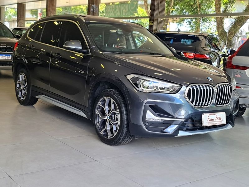 BMW X1 2.0 16V TURBO ACTIVEFLEX SDRIVE20I X-LINE 4P AUTOMÁTICO 2019/2020 CARRO DEZ NOVO HAMBURGO / Carros no Vale