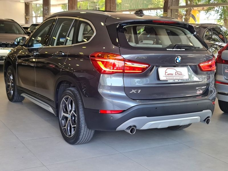 BMW X1 2.0 16V TURBO ACTIVEFLEX SDRIVE20I X-LINE 4P AUTOMÁTICO 2019/2019 CARRO DEZ NOVO HAMBURGO / Carros no Vale