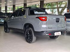 Fiat TORO 1.3 TURBO 270 FLEX VOLCANO AT6 2022/2023 CARRO DEZ NOVO HAMBURGO / Carros no Vale