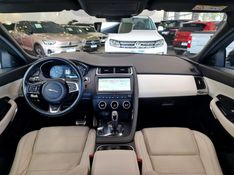 Jaguar E-PACE 2.0 16V P250 GASOLINA R-DYNAMIC S AWD AUTOMÁTICO 2018/2018 CARRO DEZ NOVO HAMBURGO / Carros no Vale