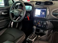 JEEP RENEGADE 1.3 T270 TURBO FLEX LONGITUDE AT6 2022/2022 CARRO DEZ NOVO HAMBURGO / Carros no Vale