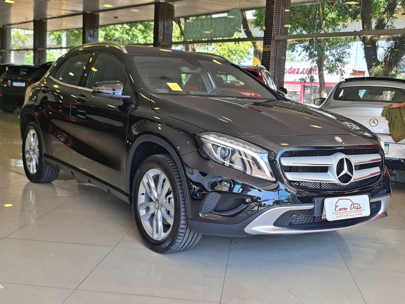 Mercedes-Benz GLA 200 1.6 CGI ADVANCE 16V TURBO FLEX 4P AUTOMÁTICO 2015/2015 CARRO DEZ NOVO HAMBURGO / Carros no Vale