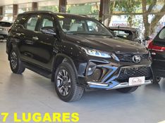 Toyota HILUX SW4 2.8 D-4D TURBO DIESEL DIAMOND 7L 4X4 AUTOMÁTICO 2023/2024 CARRO DEZ NOVO HAMBURGO / Carros no Vale