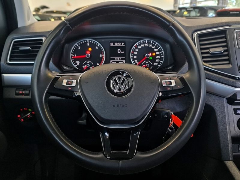 Volkswagen AMAROK 2.0 HIGHLINE 4X4 CD 16V TURBO INTERCOOLER DIESEL 4P AUTOMÁTICO 2019/2019 CARRO DEZ NOVO HAMBURGO / Carros no Vale