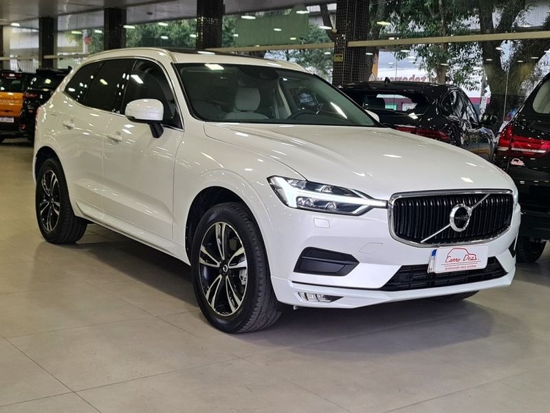 Volvo XC60 2.0 T5 GASOLINA MOMENTUM AWD GEARTRONIC 2019/2020 CARRO DEZ NOVO HAMBURGO / Carros no Vale