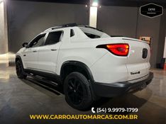 Fiat TORO 2.0 16V TURBO DIESEL ULTRA 4WD AT9 2021/2022 CARRO AUTOMARCAS CAXIAS DO SUL / Carros no Vale