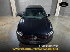 Volkswagen JETTA 1.4 250 TSI TOTAL FLEX R-LINE TIPTRONIC 2018/2018 CARRO AUTOMARCAS CAXIAS DO SUL / Carros no Vale