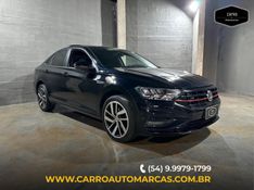 Volkswagen JETTA 1.4 250 TSI TOTAL FLEX R-LINE TIPTRONIC 2018/2018 CARRO AUTOMARCAS CAXIAS DO SUL / Carros no Vale