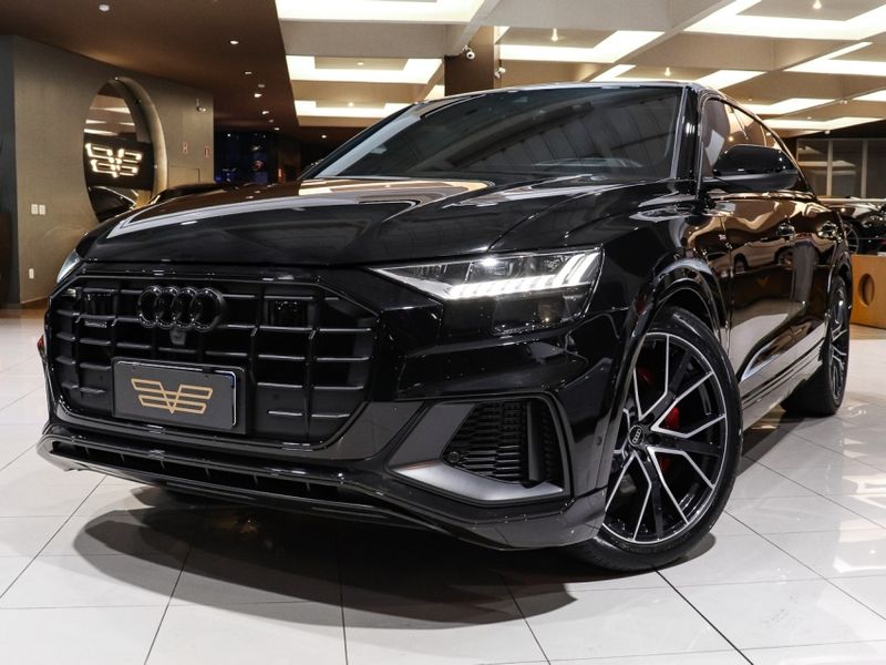 Audi Q8 3.0 TFSI GASOLINA PERFORMANCE BLACK QUATTRO TIPTRONIC 2022/2022 VIA BELLA VEÍCULOS ESPECIAIS CAXIAS DO SUL / Carros no Vale