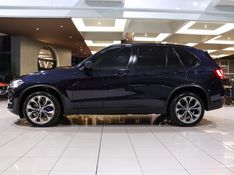 BMW X5 3.0 4X4 30D I6 TURBO DIESEL 4P AUTOMÁTICO 2016/2017 VIA BELLA VEÍCULOS ESPECIAIS CAXIAS DO SUL / Carros no Vale