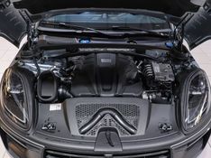 Porsche MACAN 2.9 V6 BITURBO GASOLINA GTS PDK 2023/2023 VIA BELLA VEÍCULOS ESPECIAIS CAXIAS DO SUL / Carros no Vale