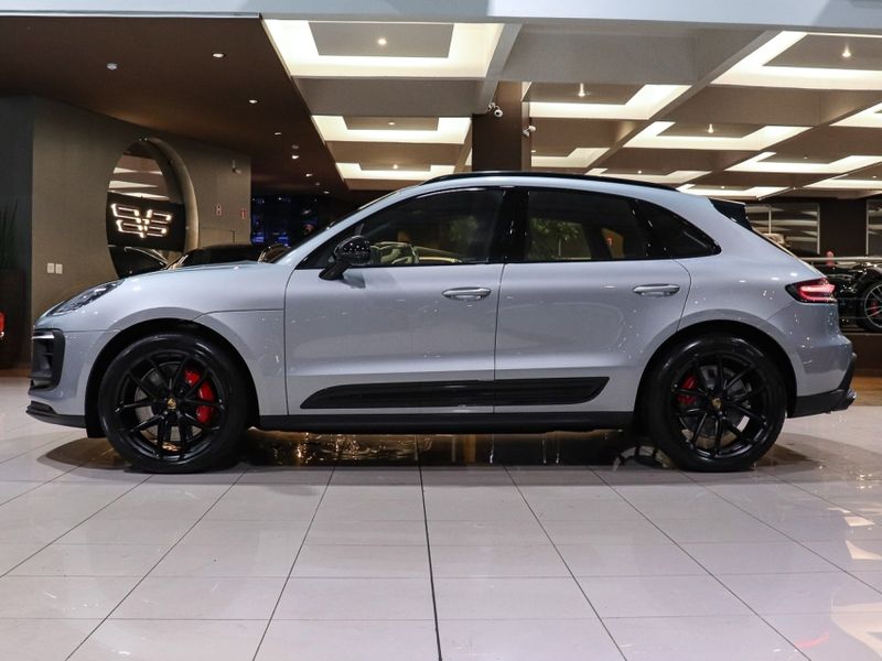 Porsche MACAN 2.9 V6 BITURBO GASOLINA GTS PDK 2023/2023 VIA BELLA VEÍCULOS ESPECIAIS CAXIAS DO SUL / Carros no Vale