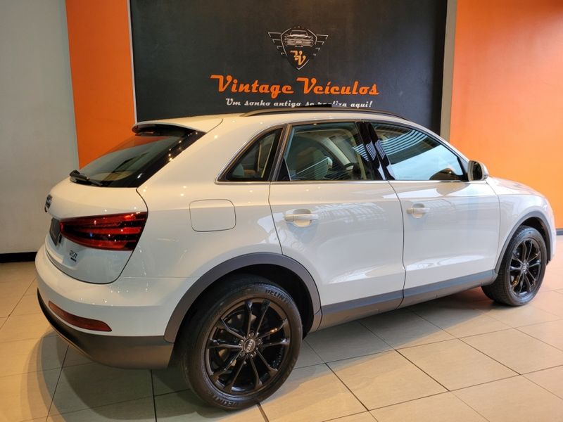 Audi Q3 2.0 TFSI AMBIENTE QUATTRO 4P GASOLINA S TRONIC 2014/2015 VINTAGE VEÍCULOS CAXIAS DO SUL / Carros no Vale