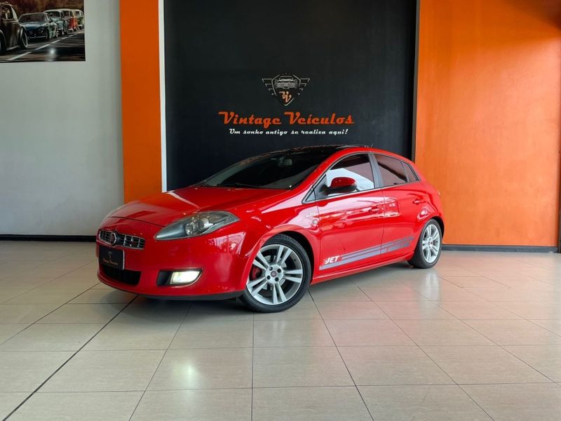 Fiat BRAVO 1.4 16V T-JET GASOLINA 4P MANUAL 2012/2013 VINTAGE VEÍCULOS CAXIAS DO SUL / Carros no Vale