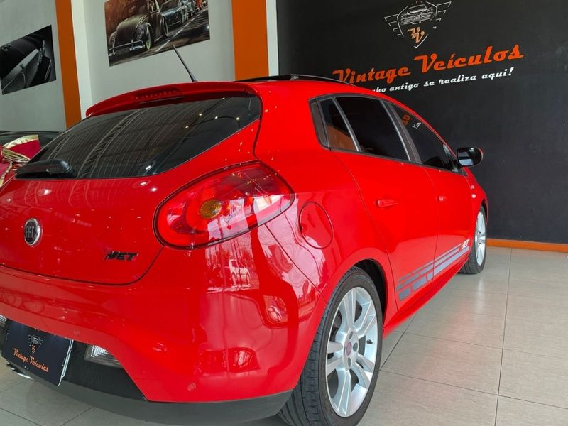 Fiat BRAVO 1.4 16V T-JET GASOLINA 4P MANUAL 2012/2013 VINTAGE VEÍCULOS CAXIAS DO SUL / Carros no Vale