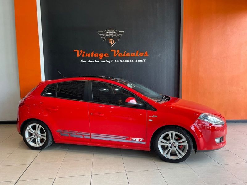 Fiat BRAVO 1.4 16V T-JET GASOLINA 4P MANUAL 2012/2013 VINTAGE VEÍCULOS CAXIAS DO SUL / Carros no Vale