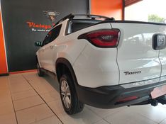 Fiat TORO 1.8 16V EVO FLEX FREEDOM AT6 2016/2017 VINTAGE VEÍCULOS CAXIAS DO SUL / Carros no Vale