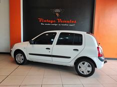 Renault CLIO 1.0 AUTHENTIQUE 16V GASOLINA 4P MANUAL 2005/2005 VINTAGE VEÍCULOS CAXIAS DO SUL / Carros no Vale