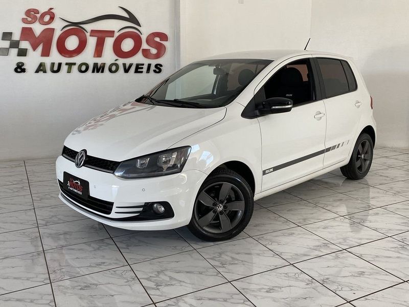 VOLKSWAGEN FOX RUN 1.6 MSI 2017 SÓ MOTOS E AUTOMÓVEIS SANTA CRUZ DO SUL / Carros no Vale