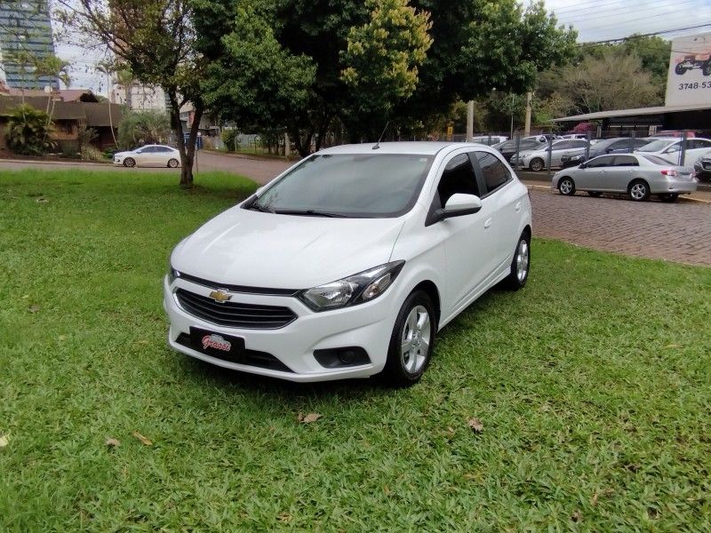 Chevrolet ONIX LT 1.4 2019 GRASSI VEÍCULOS LAJEADO / Carros no Vale