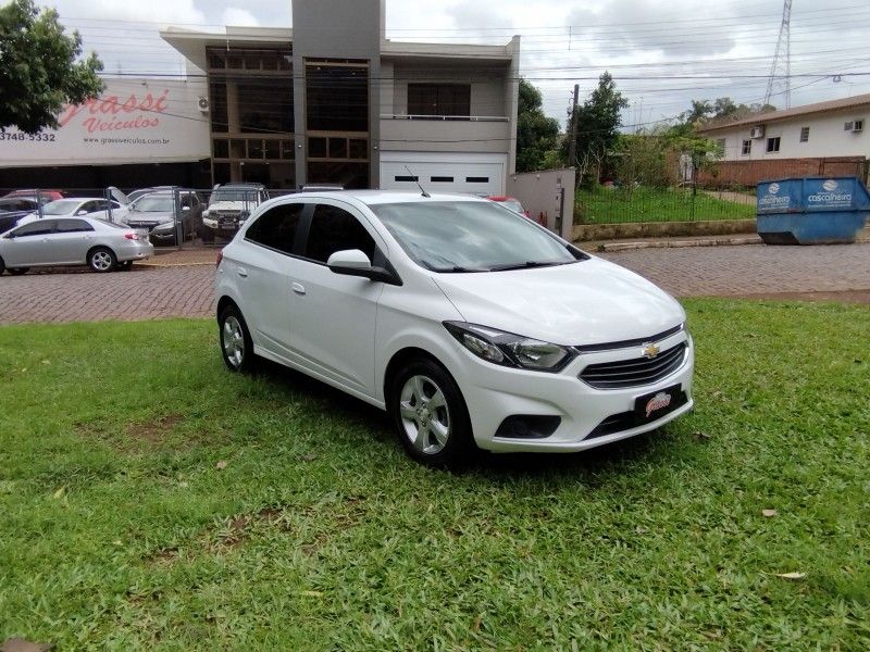 Chevrolet ONIX LT 1.4 2019 GRASSI VEÍCULOS LAJEADO / Carros no Vale