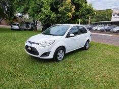 Ford FIESTA SEDAN 1.6 2014 GRASSI VEÍCULOS LAJEADO / Carros no Vale