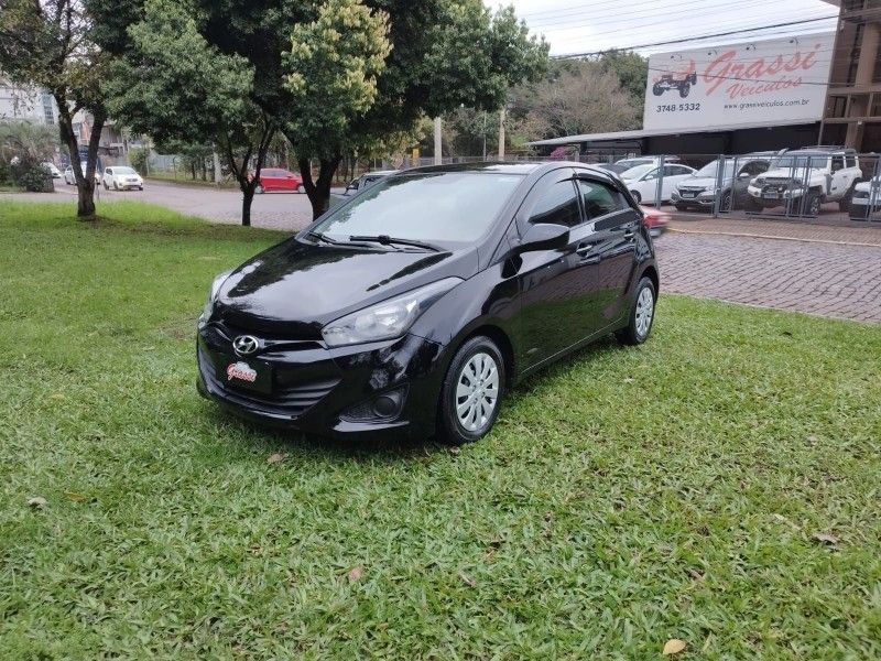 Hyundai HB20 COMFORT 1.0 2013 GRASSI VEÍCULOS LAJEADO / Carros no Vale