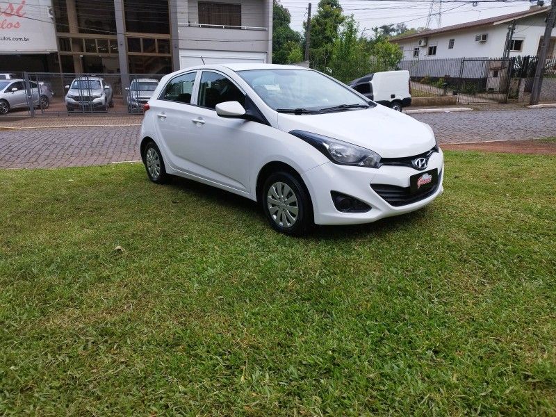 Hyundai HB20 COMFORT PLUS 1.0 2015 GRASSI VEÍCULOS LAJEADO / Carros no Vale