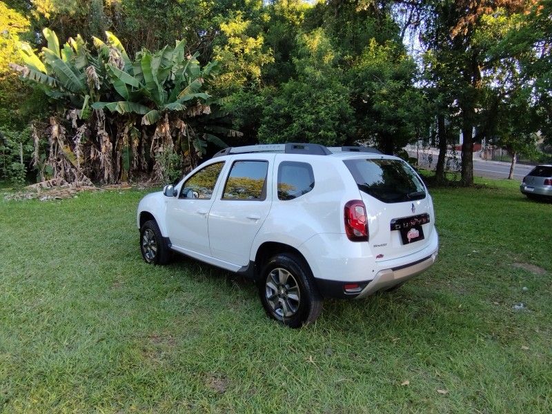 Renault DUSTER DYNAMIQUE 1.6 2018 GRASSI VEÍCULOS LAJEADO / Carros no Vale