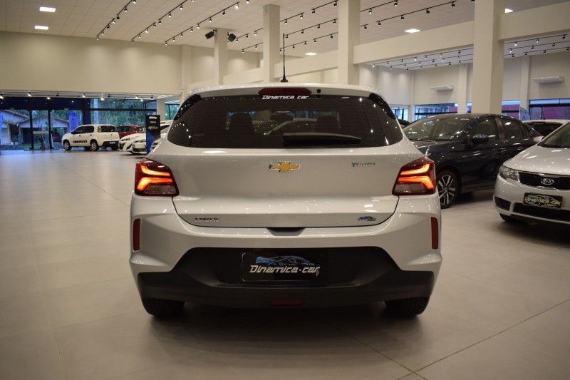 Chevrolet ONIX 1.0 TURBO 2020 DINAMICA-CAR VENÂNCIO AIRES / Carros no Vale