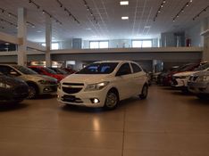 Chevrolet ONIX JOY 1.0 2017 DINAMICA-CAR VENÂNCIO AIRES / Carros no Vale