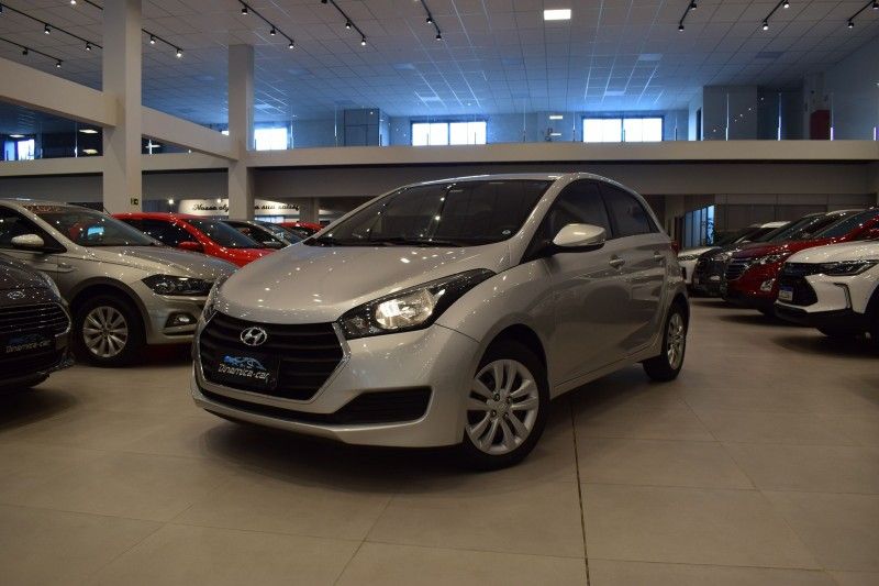 Hyundai HB20 COMFORT PLUS 1.6 2016 DINAMICA-CAR VENÂNCIO AIRES / Carros no Vale