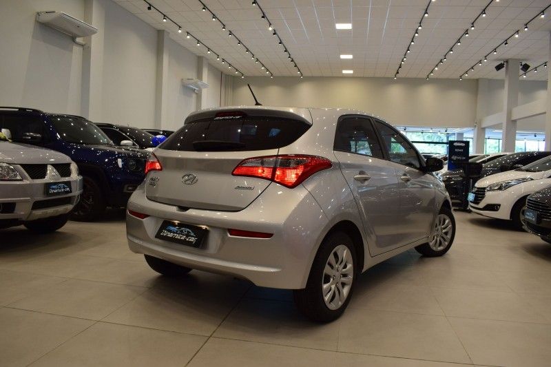 Hyundai HB20 COMFORT PLUS 1.6 2016 DINAMICA-CAR VENÂNCIO AIRES / Carros no Vale