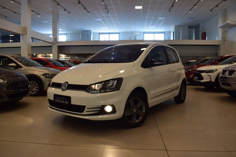 Volkswagen FOX CONNECT 1.6 2019 DINAMICA-CAR VENÂNCIO AIRES / Carros no Vale