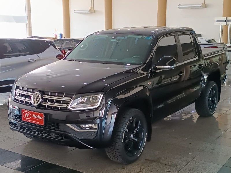 Volkswagen AMAROK HIGHLINE 3.0 V6 2022 HÉLIO AUTOMÓVEIS LAJEADO / Carros no Vale