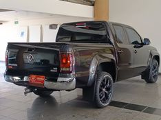 Volkswagen AMAROK HIGHLINE 3.0 V6 2022 HÉLIO AUTOMÓVEIS LAJEADO / Carros no Vale