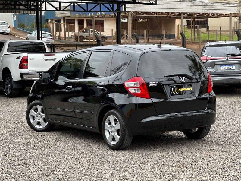 Honda FIT LXL 1.4 2010 NEUMANN VEÍCULOS ARROIO DO MEIO / Carros no Vale