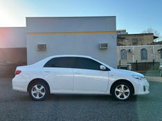 Toyota COROLLA XEi 2.0 2013 NEUMANN VEÍCULOS ARROIO DO MEIO / Carros no Vale