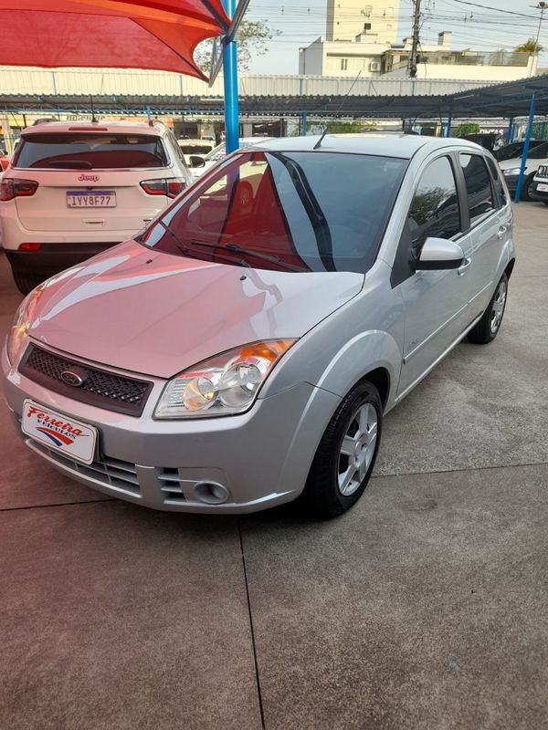 Ford FIESTA CLASS 1.0 8V 2010 FERREIRA VEÍCULOS VENÂNCIO AIRES / Carros no Vale